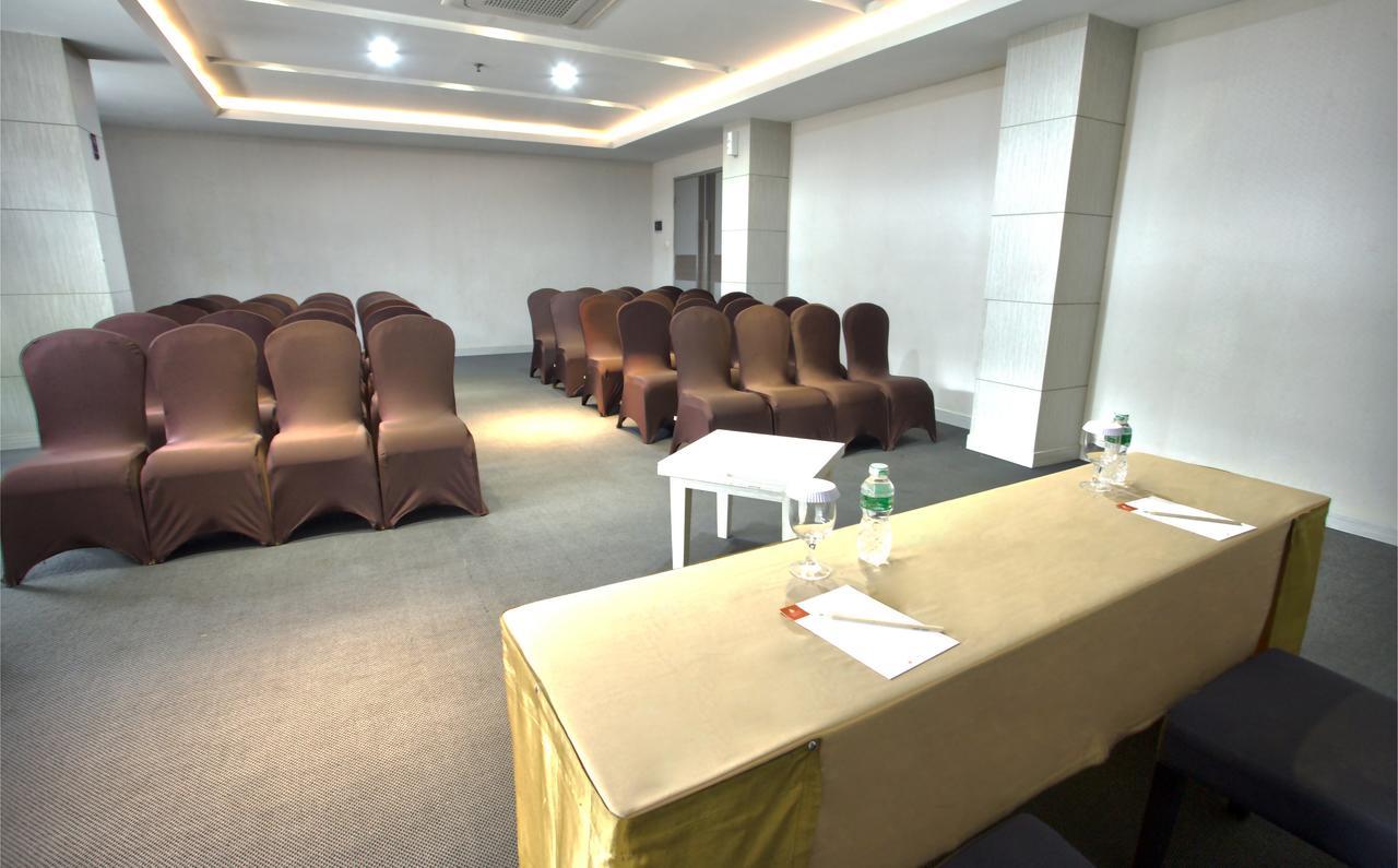 Tjokro Hotel Pekanbaru Ngoại thất bức ảnh